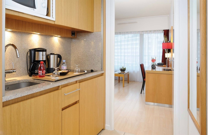 Imagen de la habitación del Hotel Residhome Courbevoie La Défense. Foto 9