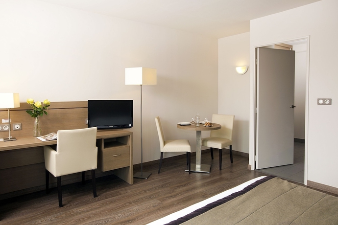 Imagen de la habitación del Hotel Residhome Du Théâtre. Foto 11