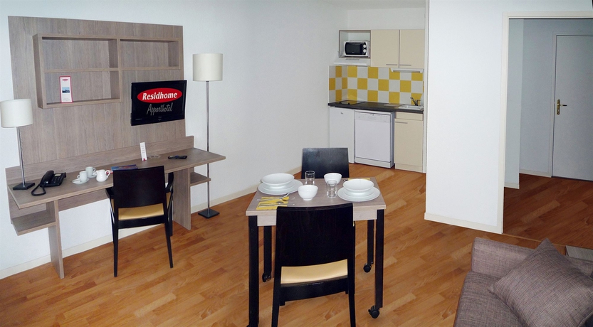 Imagen de los interiores del Hotel Residhome Le Carre D'or Prevessin. Foto 12