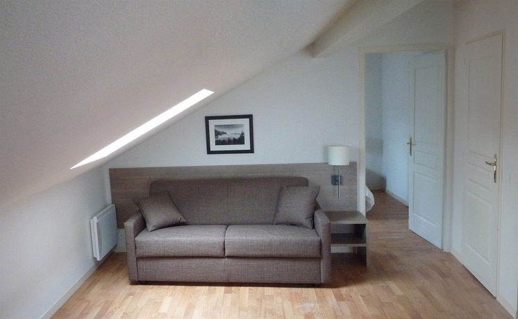 Imagen de los interiores del Hotel Residhome Le Carre D'or Prevessin. Foto 15