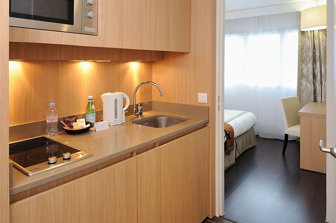 Imagen de la habitación del Hotel Residhome Nantes Berges De La Loire. Foto 10