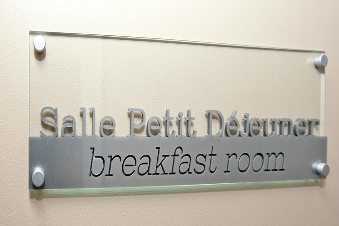 Imagen del bar/restaurante del Hotel Residhome Neuilly Bords De Marne. Foto 4