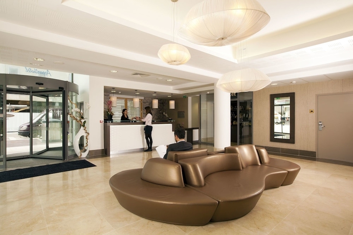 Imagen de los interiores del Hotel Residhome Paris Issy-les-moulineaux. Foto 16