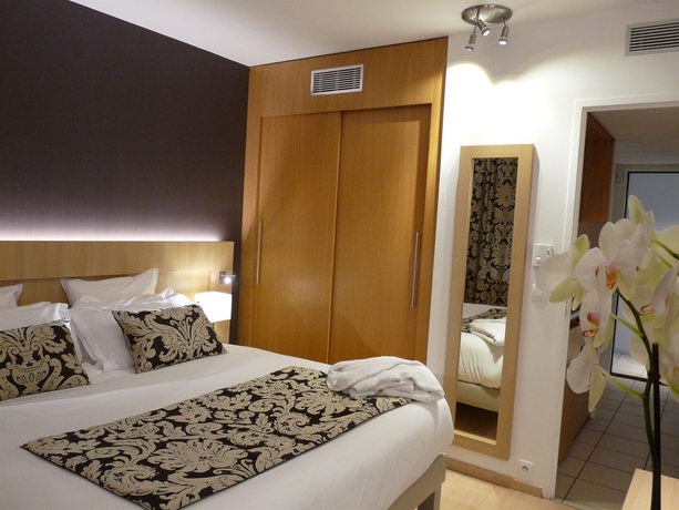 Imagen de la habitación del Hotel Residhome Paris Massy. Foto 5