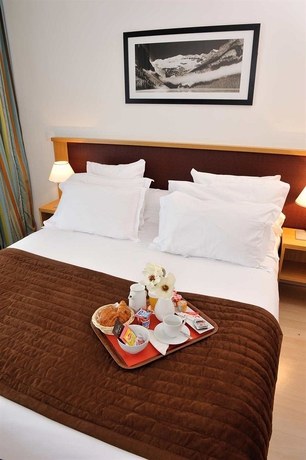 Imagen de la habitación del Hotel Residhome Paris Massy. Foto 15