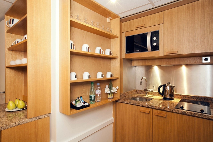 Imagen de la habitación del Hotel Residhome Paris Opéra. Foto 6