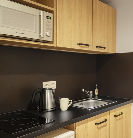 Imagen de la habitación del Hotel Residhome Paris Senart. Foto 8