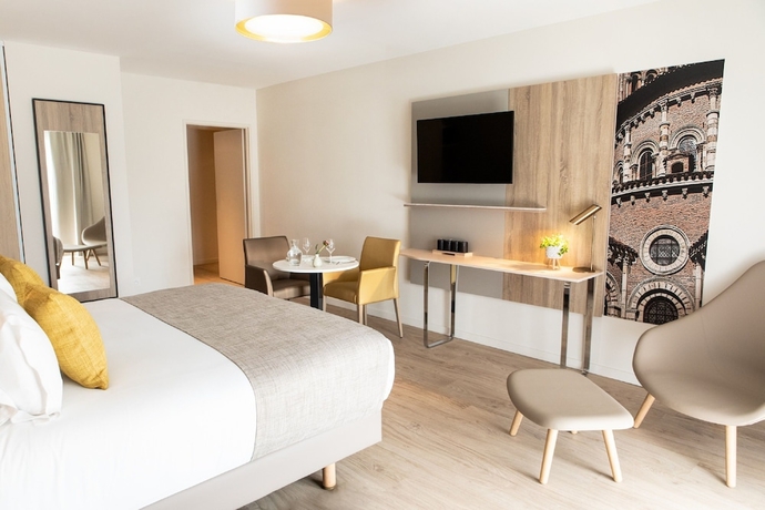 Imagen de la habitación del Hotel Residhome Toulouse Ponts Jumeaux. Foto 8