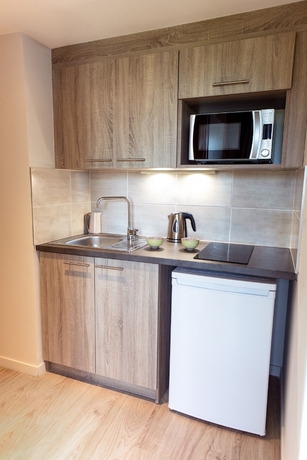 Imagen de la habitación del Hotel Residhome Toulouse Ponts Jumeaux. Foto 15