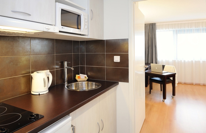 Imagen de la habitación del Hotel Residhome Toulouse Tolosa. Foto 8