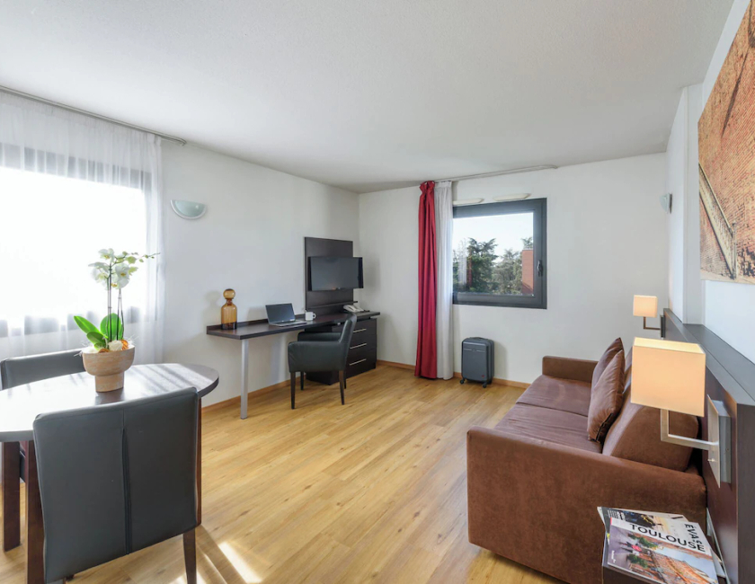 Imagen de la habitación del Hotel Residhome Toulouse Tolosa. Foto 7