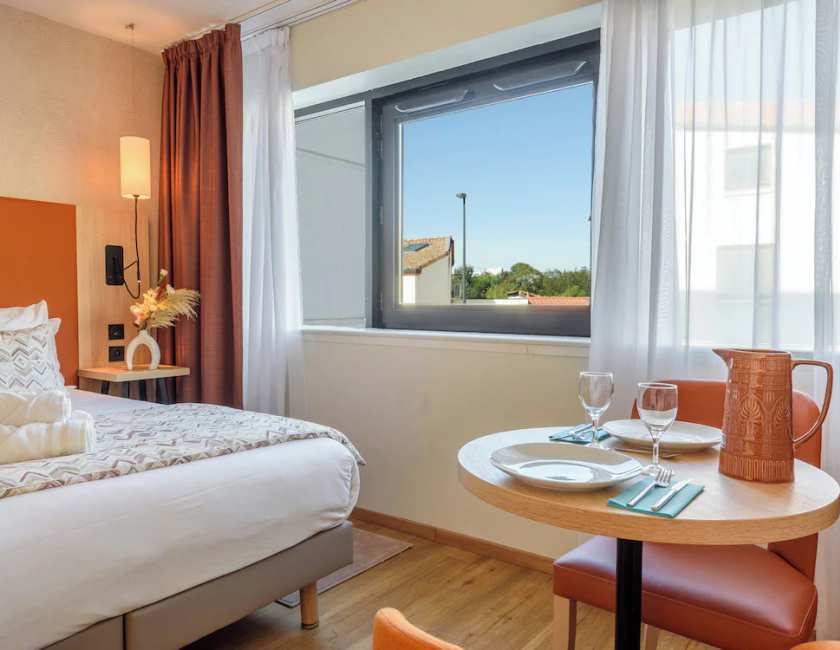 Imagen de la habitación del Hotel Residhome Toulouse Tolosa. Foto 15