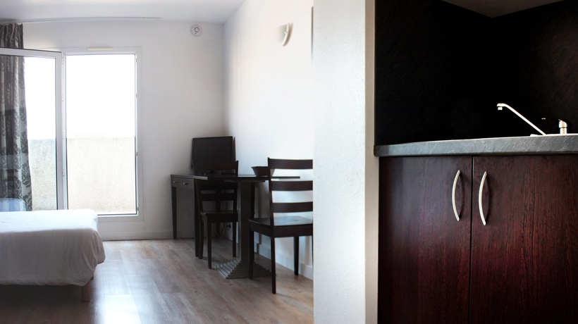 Imagen de la habitación del Hotel Residhotel Grand Prado. Foto 11