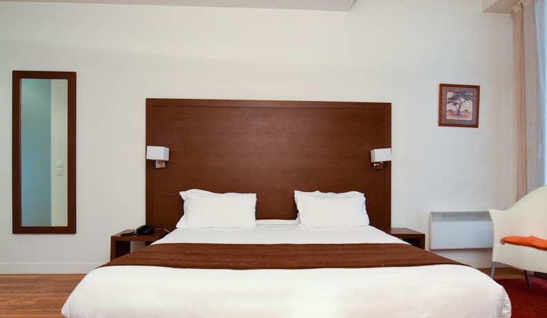 Imagen de la habitación del Hotel Residhotel Impérial Rennequin. Foto 4