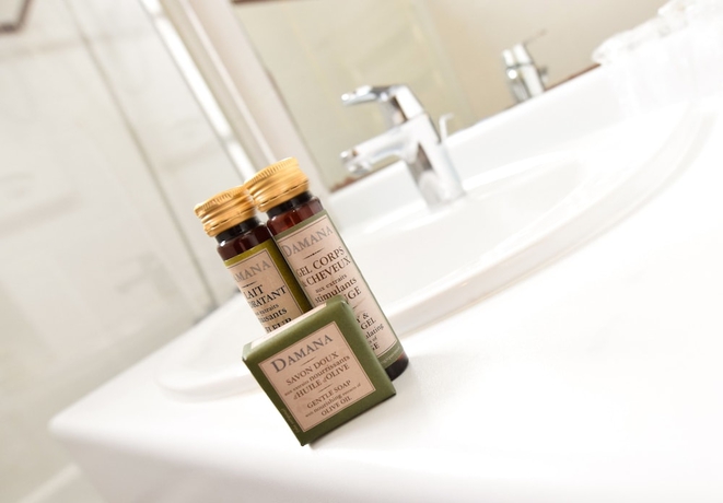 Imagen de la habitación del Hotel Residhotel Impérial Rennequin. Foto 17