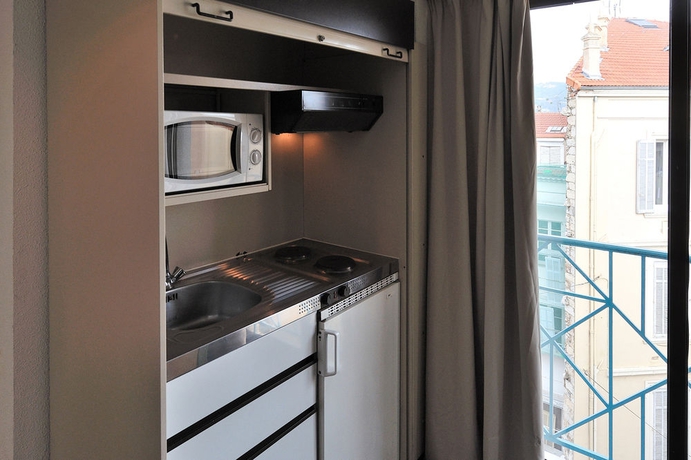 Imagen de la habitación del Hotel Residhotel Les Coralynes. Foto 6