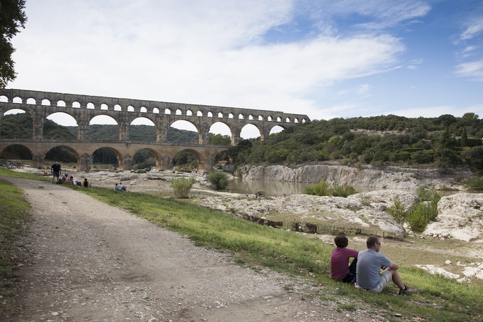 Imagen general del Hotel Residhotel – Résidence Pont Du Gard. Foto 3