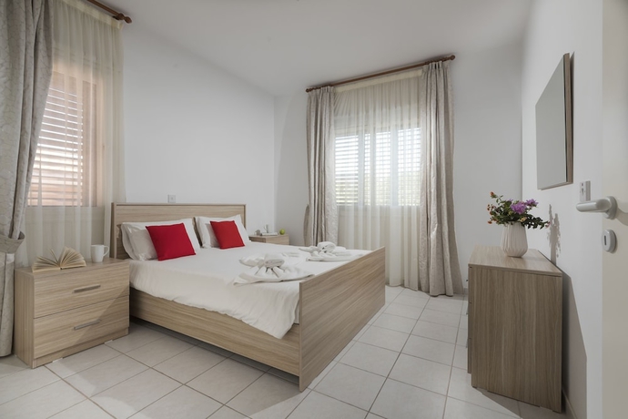Imagen de la habitación del Hotel Resitour - Aphrodite Gardens. Foto 9