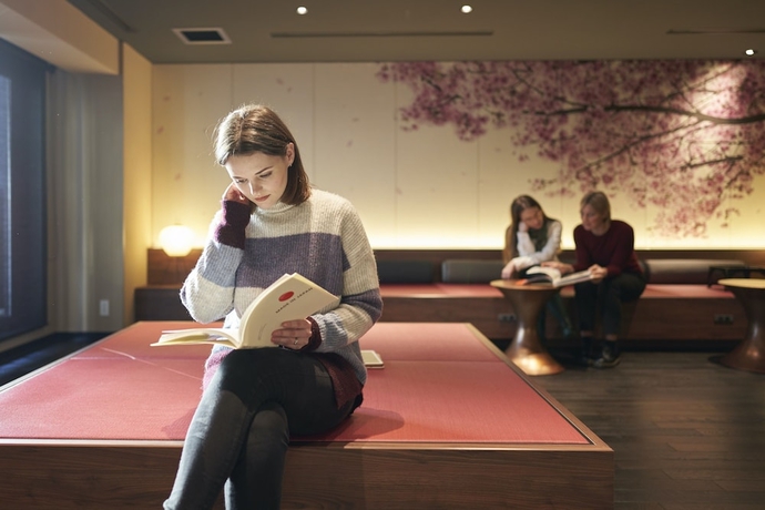 Imagen del bar/restaurante del Hotel Resol Poshtel Tokyo Asakusa. Foto 2