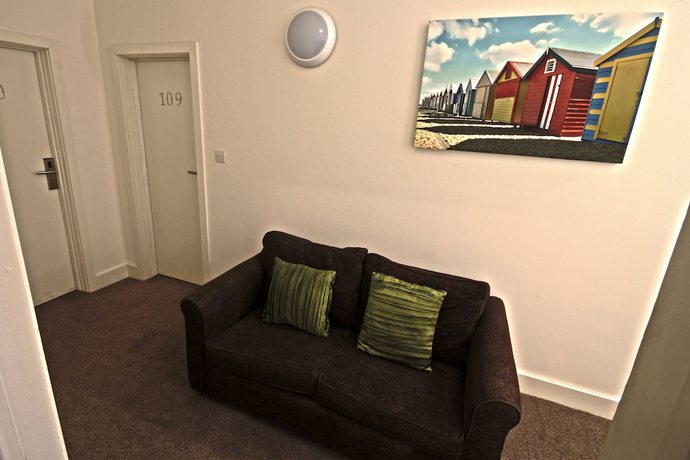 Imagen de los interiores del Hotel Resolution. Foto 20