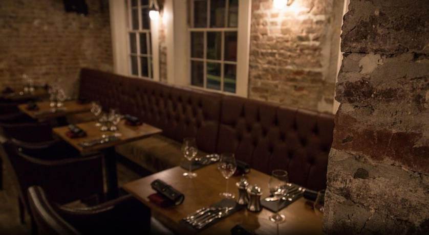 Imagen del bar/restaurante del Hotel Resolution. Foto 4