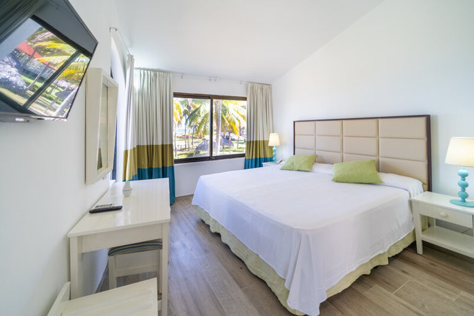 Imagen de la habitación del Hotel Resonance Blu Santa Luc&iacute;a. Foto 6