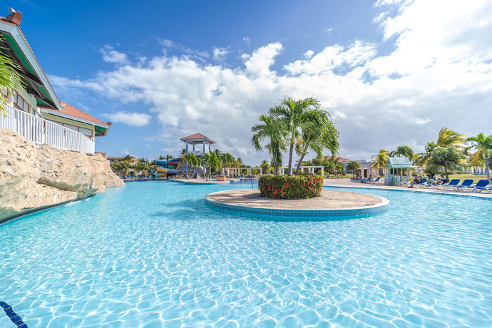 Imagen de la piscina del Hotel Resonance Musique Varadero -Adults Only. Foto 15