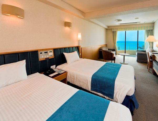 Imagen de la habitación del Hotel Resonex Nago. Foto 5