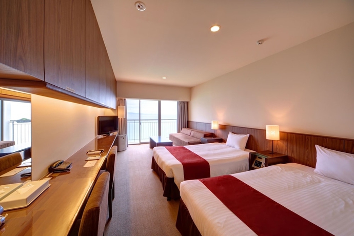 Imagen de la habitación del Hotel Resonex Nago. Foto 7