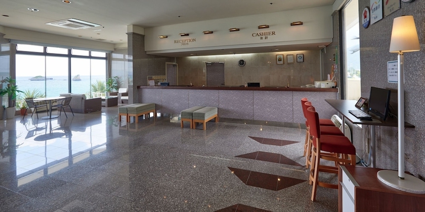 Imagen de los interiores del Hotel Resonex Nago. Foto 16