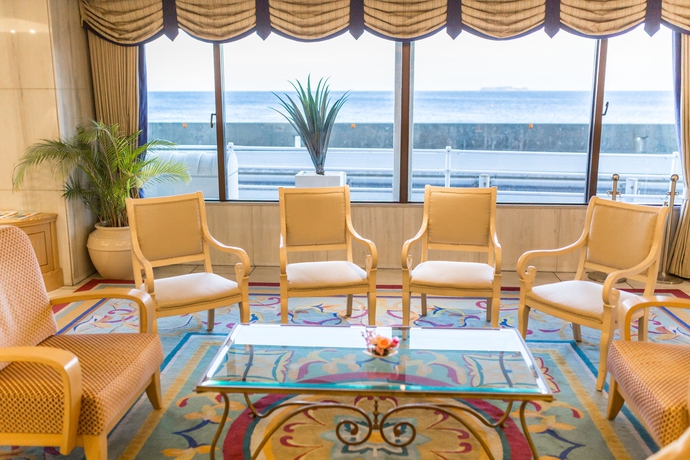 Imagen de los interiores del Hotel Resorpia Atami. Foto 13