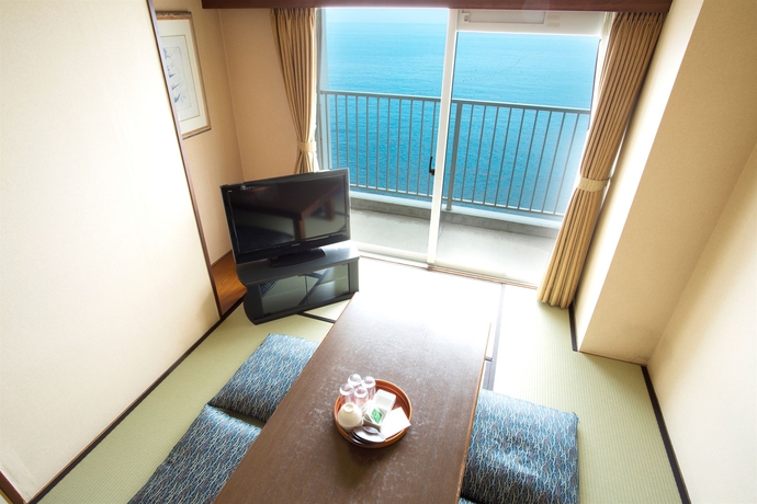 Imagen de los interiores del Hotel Resorpia Atami. Foto 14