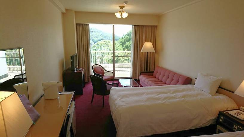 Imagen de la habitación del Hotel Resorpia Kumihama. Foto 10