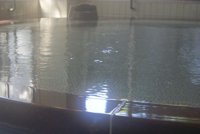 Imagen de la piscina del Hotel Resorpia Kumihama. Foto 19