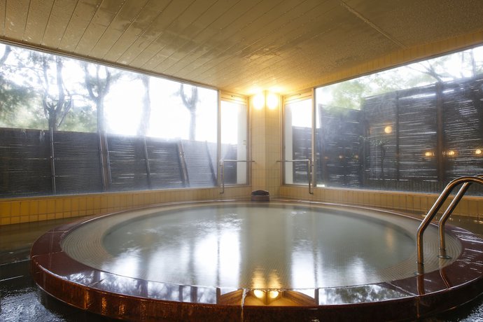 Imagen de la piscina del Hotel Resorpia Kumihama. Foto 20