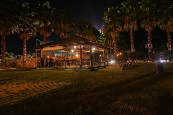 Imagen de los exteriores del Hotel Resort Baia Dei Turchi. Foto 6