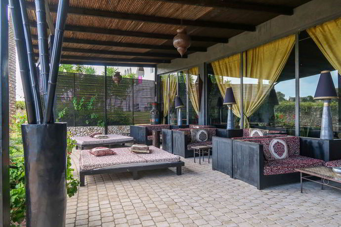 Imagen de los exteriores del Hotel Resort Baia Dei Turchi. Foto 7