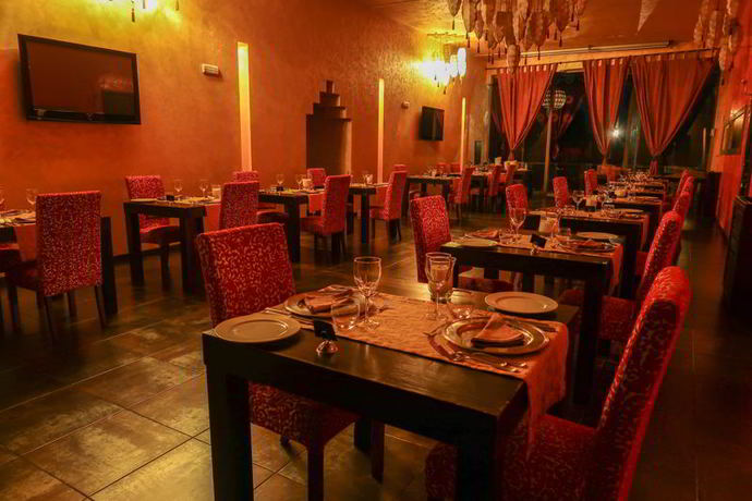 Imagen del bar/restaurante del Hotel Resort Baia Dei Turchi. Foto 2