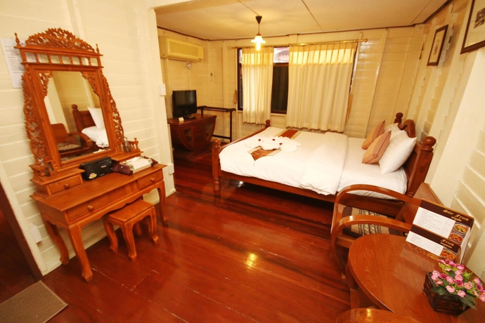 Imagen de la habitación del Hotel Resort Bangphlat. Foto 3
