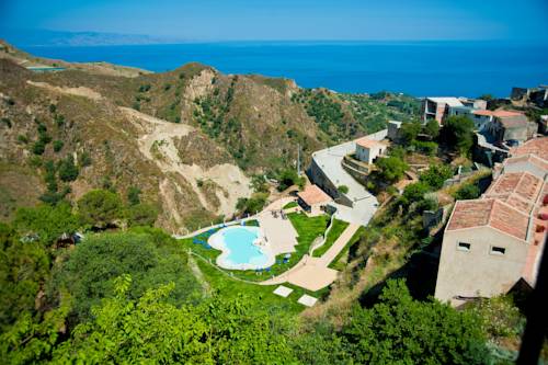 Imagen de la habitación del Hotel Resort Borgo San Rocco. Foto 6