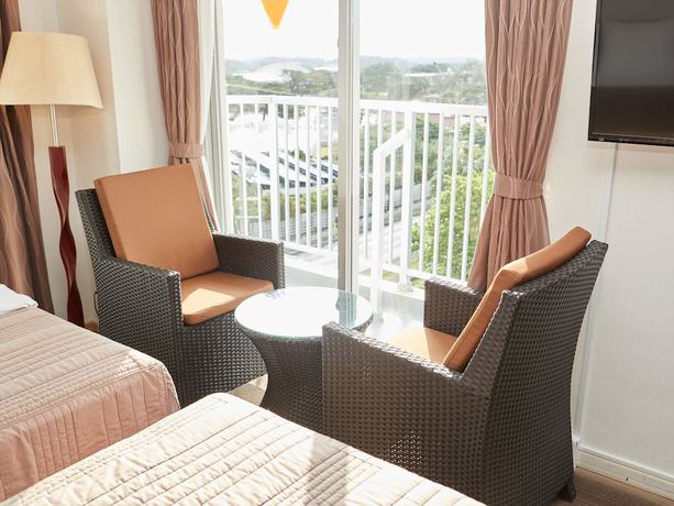 Imagen de la habitación del Hotel Resort Buena Vista Nakijin. Foto 7