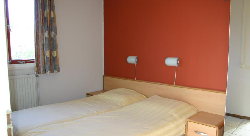 Imagen de la habitación del Hotel Resort Bungalows Dellewal. Foto 3
