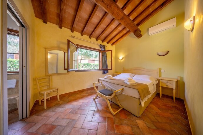 Imagen de la habitación del Hotel Resort Capalbio. Foto 16