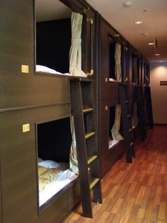 Imagen de la habitación del Hotel Resort Capsule Sakuragicho. Foto 19