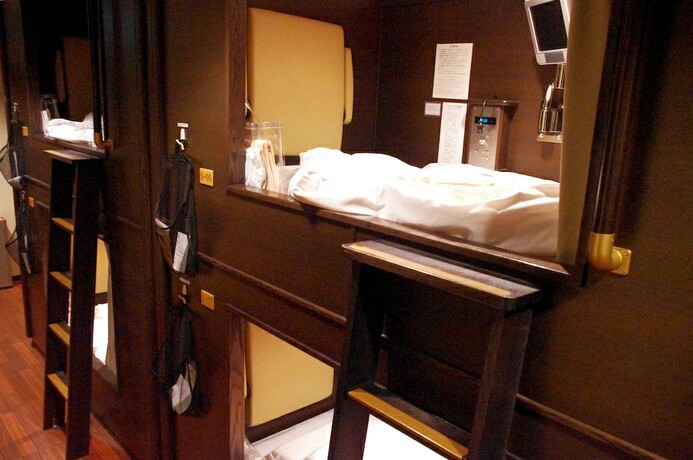 Imagen de la habitación del Hotel Resort Capsule Sakuragicho. Foto 29