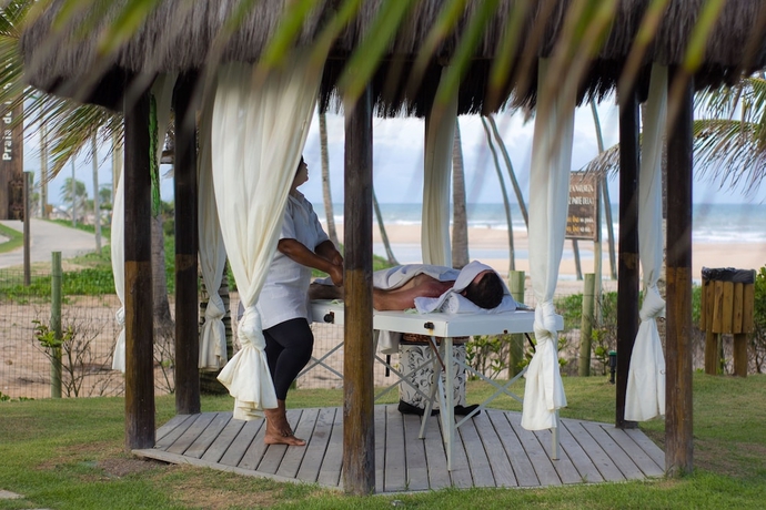 Imagen de la piscina del Hotel Resort Costa Dos Coqueiros. Foto 19