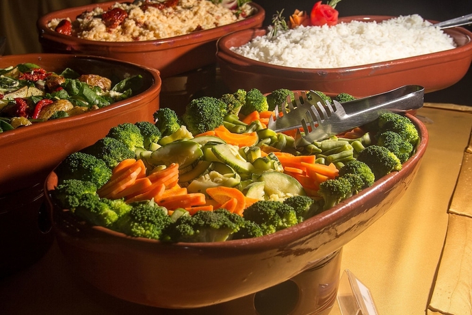 Imagen del bar/restaurante del Hotel Resort Costa Dos Coqueiros. Foto 3