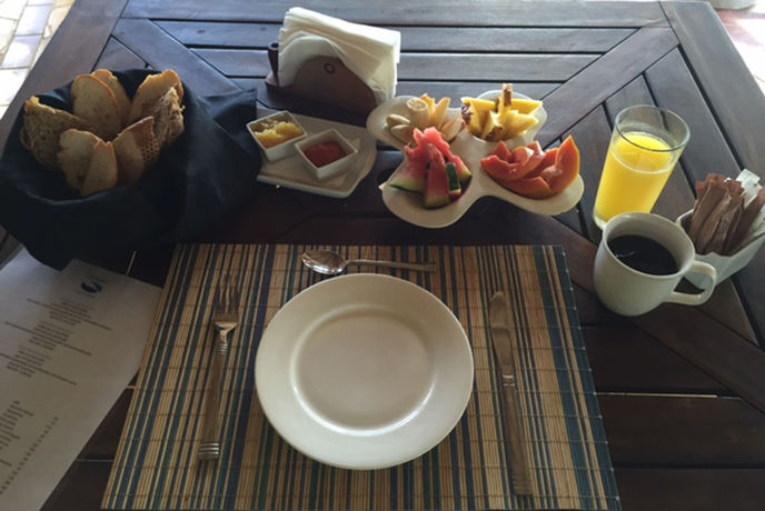 Imagen del bar/restaurante del Hotel Resort Costa Las Ballenas. Foto 5