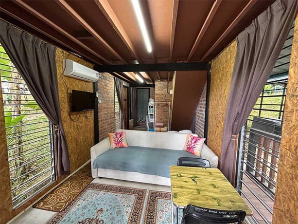 Imagen de la habitación del Hotel Resort D\'Rumah Bonda River View. Foto 15