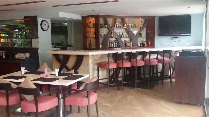Imagen del bar/restaurante del Hotel Resort De Coracao-calangute. Foto 2